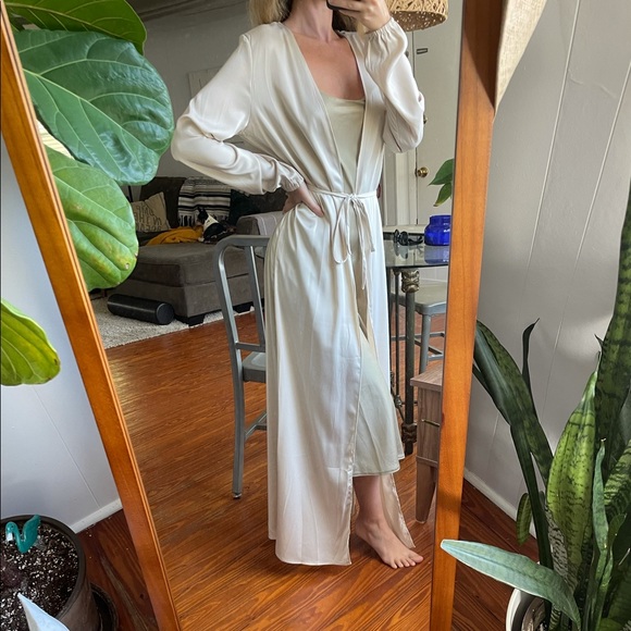 Nasty gal tie dress size 2 never worn - Picture 2 of 5